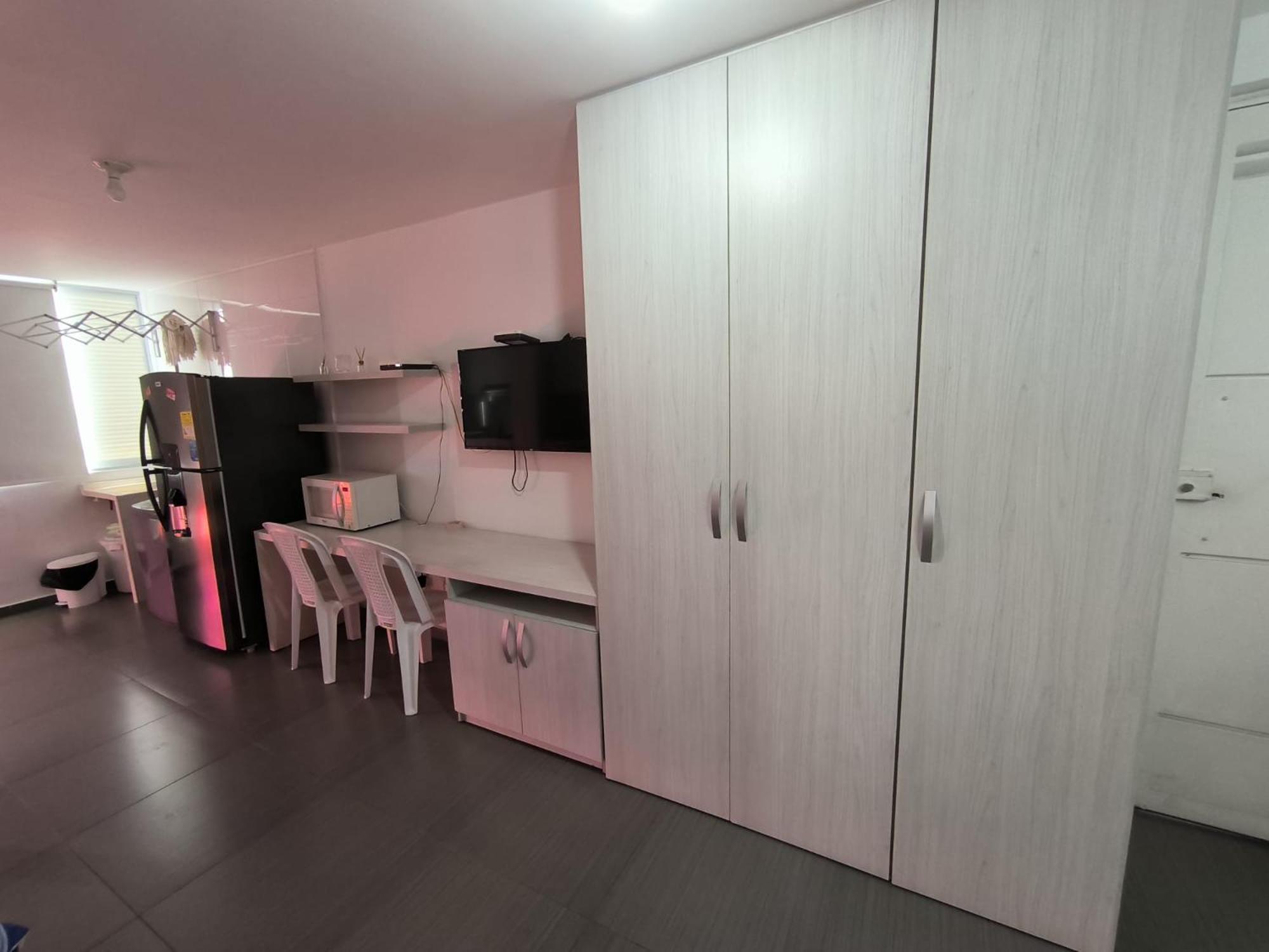 Lovely Studio-apartment In 801